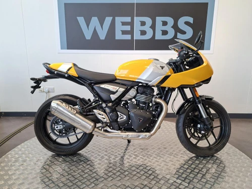 TRIUMPH THRUXTON 400  for sale at Webbs