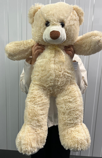 Giant teddy bear 