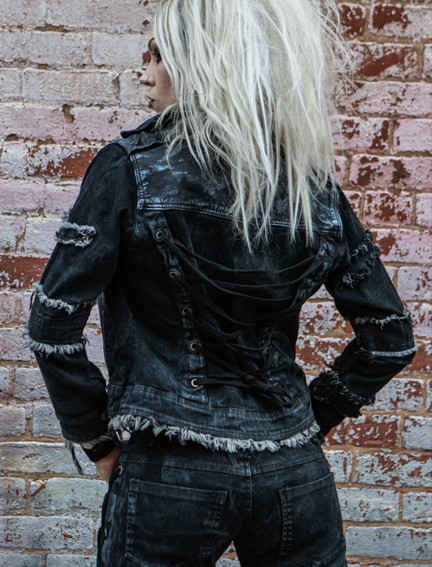 IMPERATOR - Women's Distressed Denim 
