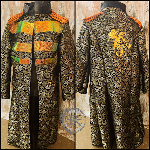 INCENDIUM - dragon rider hooded entrance cloak size unisex L / XL with copper dragon scale epaulets Kylla Custom Rock Wear