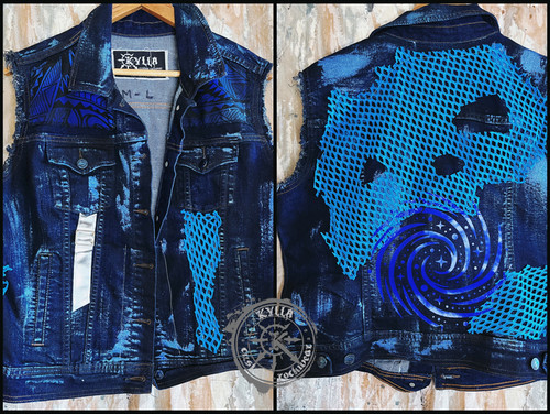 OCEANIA - Vortex distressed denim vest with Fijiian tapa cloth and blue fishnet size L / XL unisex