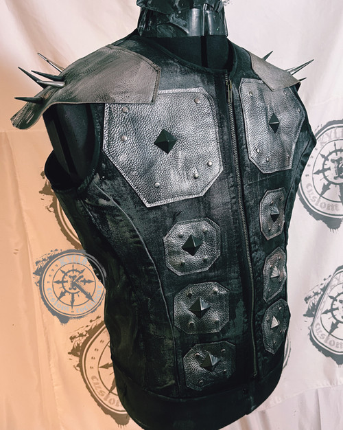 TENEBRAE- stage armor vest in silver and black, genuine leather, size XL