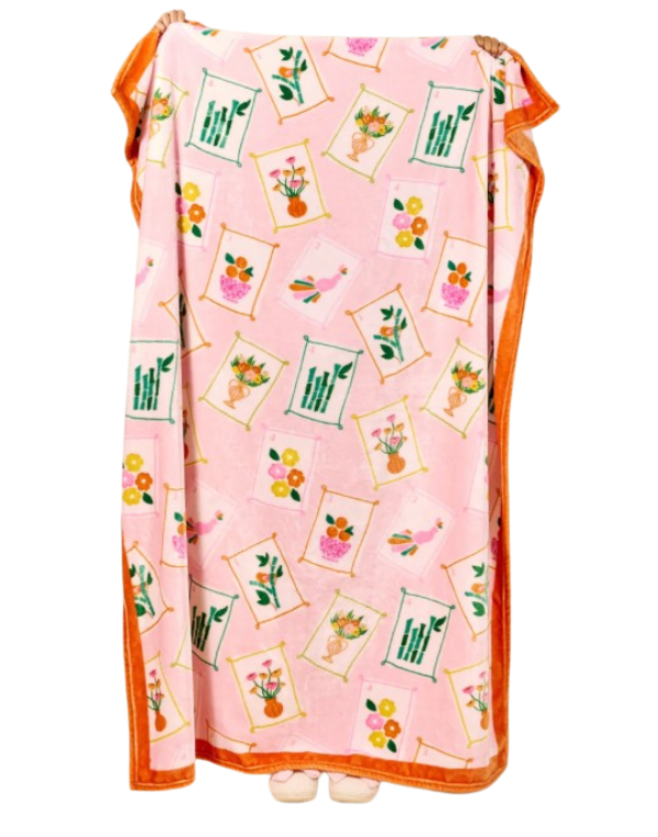 Snuggle Up Plush Blanket