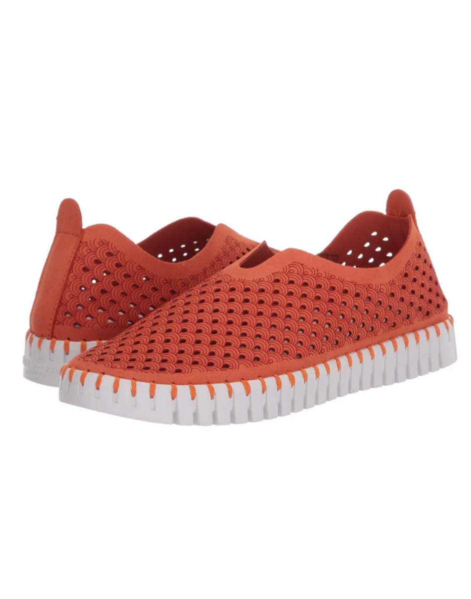 Ilse Jacobsen Camelia Tulip Slip-On with White Sole Ilse Jacobsen Camelia Tulip Slip-On with White Sole