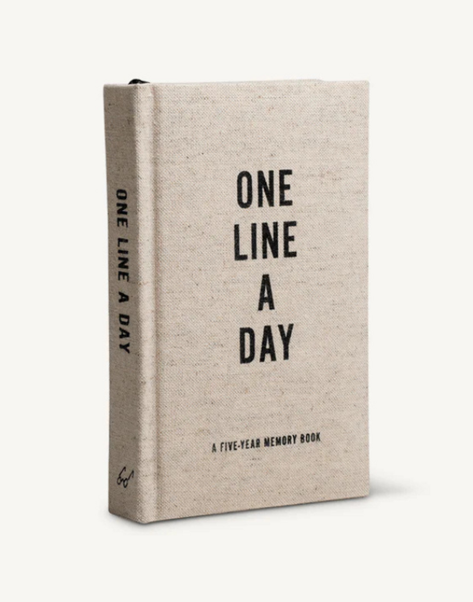 One Line a Day: A Five-Year Memory Book One Line a Day: A Five-Year Memory Book