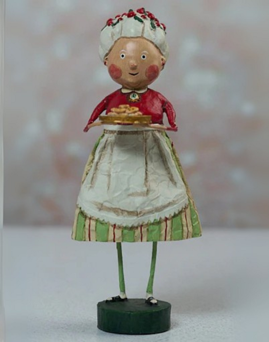 Mrs. Claus Figurine Mrs. Claus Figurine