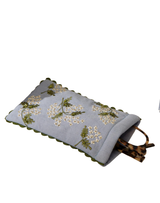 Hydrangea Sunglasses Holder