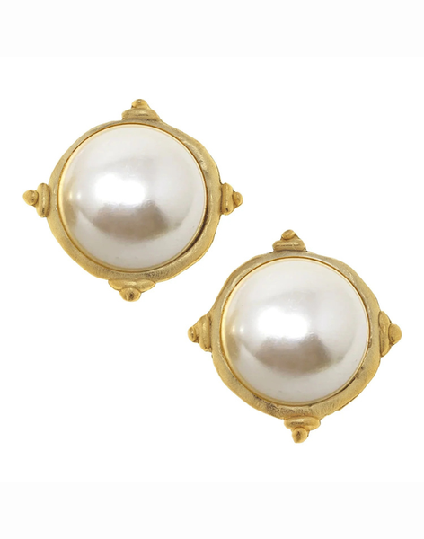 Susan Shaw Pearl Cab Studs