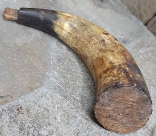 Antique Handmade Muzzle Loader Gun Powder Horn Real Cow Horn Shot Flask Holder