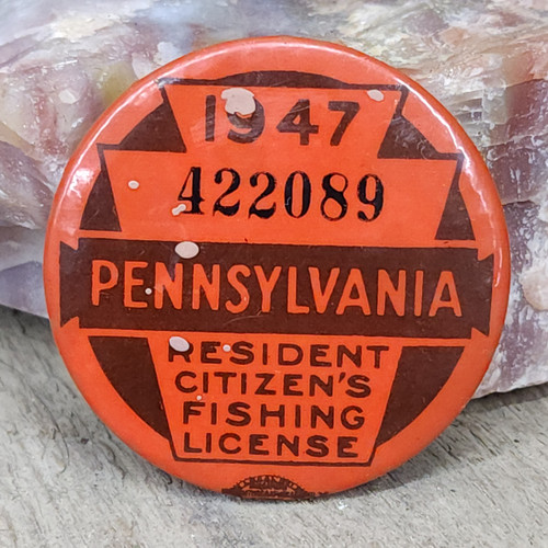 1947 Vintage Pennsylvania Resident Fishing License Pinback Button PA Fish Pin