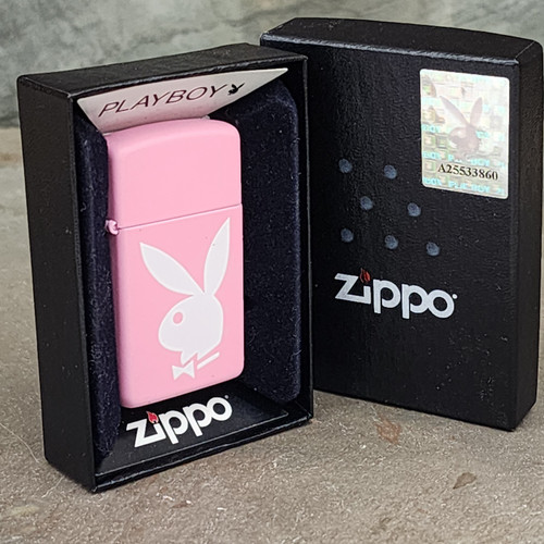 2009 Vintage Zippo Pink Playboy Bunny NOS Cigarette Lighter in Box Slim Logo