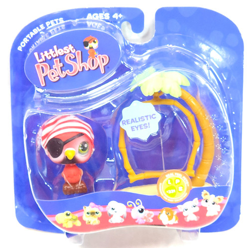 2007 Vintage NOS Littlest Pet Shop Real Feel Pets 331 Red Parrot Pirate Bird Toy