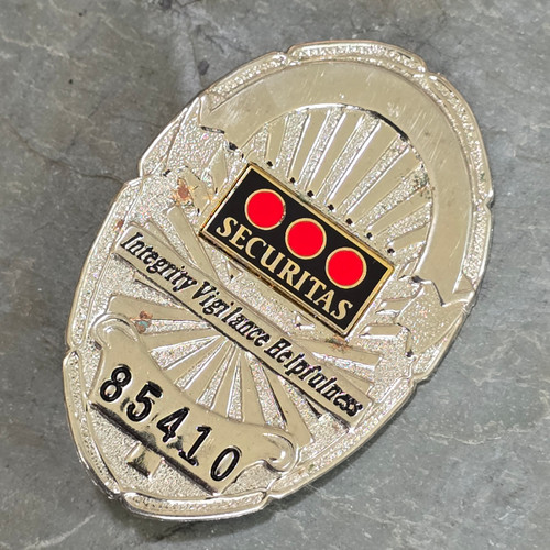 Securitas Vintage Obsolete Retired Security Guard Police Law Enforcement Badge Uniform Pin