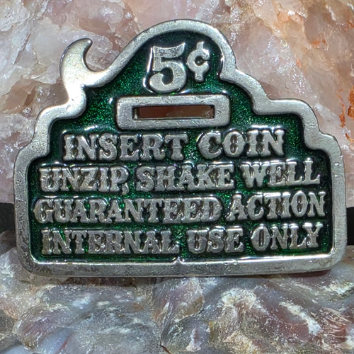 1979 Great American Buckle 5¢ Insert Coin Unzip Shake Well Novelty Belt Buckle