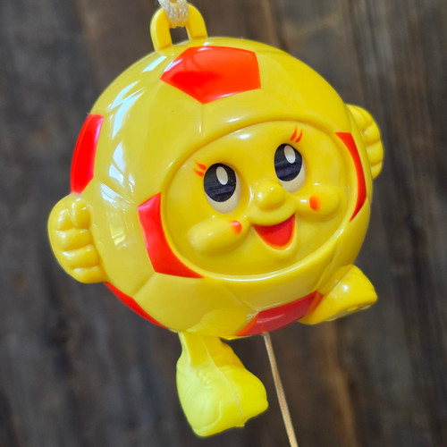 Vintage Sankyo Japan Pull String Musical Toy Soccer Ball Crib Nursery Wind Up