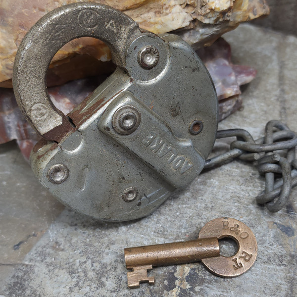 Vintage Obsolete B&O Railroad Adlake Steel Switch Padlock Railway Lock with Key