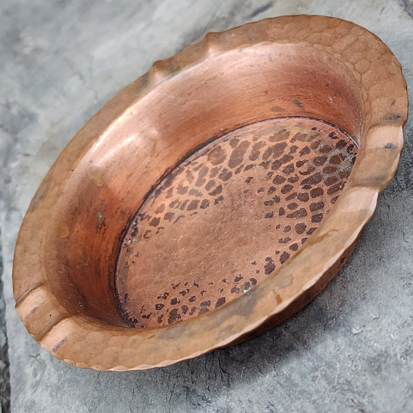 Antique Handmade Roycroft Hammered Copper Arts & Crafts Ashtray Signed Ash Tray