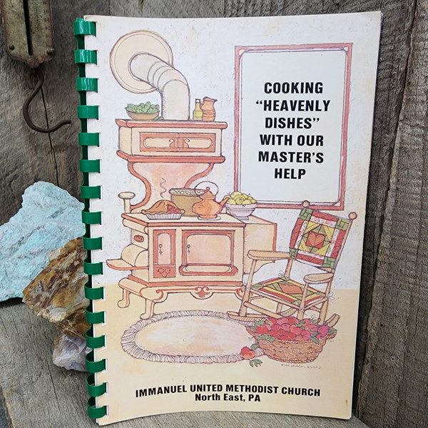 1983 Cooking Heavenly Dishes Master's Help Church Cookbook North East PA