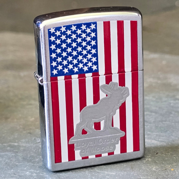 2002 Vintage Unfired Loyal Order of Moose Club LOOM American Flag Zippo Lighter