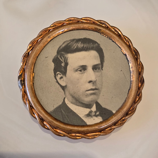 Antique Gem Tintype Photograph of Man Pinback Brooch Mourning Photo Pin