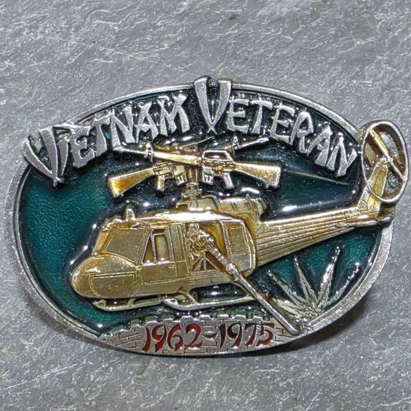 1986 C+J Vietnam Conflict War US Veteran Army Helicopter Enameled Belt Buckle