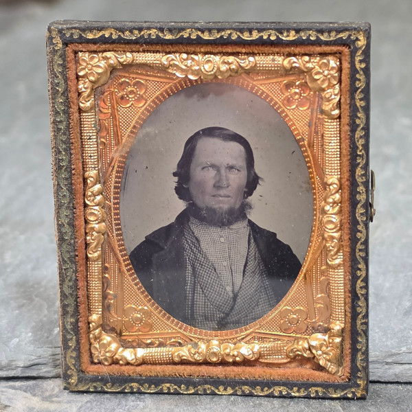 Antique 1/9 Plate Tintype Photo Man Chin Beard Checkered Vest Ornate Mat Tinted