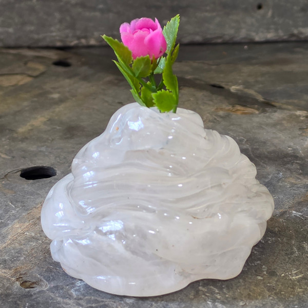 Vintage White Slag Glass Swirl Single Stem Bud Vase Paperweight Novelty EOD