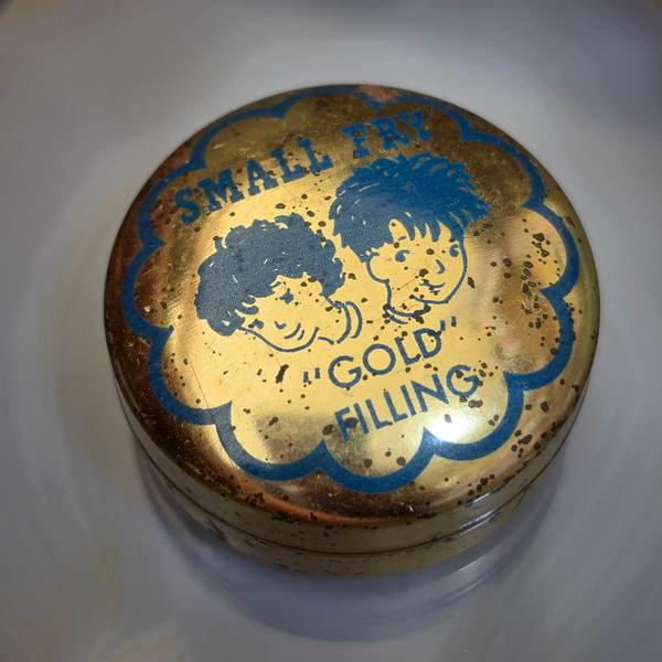 Vintage Small Fry Gold Filling Sample Tin Tooth Dental Novelty Toy Litho Dentist