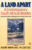 A Land Apart: A Contemporary South African Reader - ISBN: 9780140100044