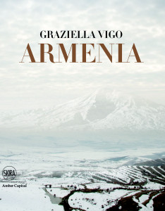 Armenia: The Sacred Land: The Cradle of Christianity - ISBN: 9788857204109