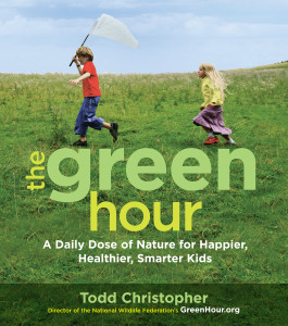 The Green Hour: A Daily Dose of Nature for Happier, Healthier, Smarter Kids - ISBN: 9781590307564