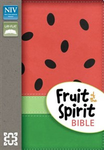 NIV, Fruit of the Spirit Bible, Imitation Leather, Red/Green, Red Letter - ISBN: 9780310733317