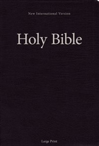 NIV, Holy Bible, Large Print, Paperback, Black - ISBN: 9781563204432