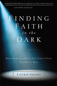 Finding Faith in the Dark - ISBN: 9780310337119