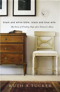 Black and White Bible, Black and Blue Wife - ISBN: 9780310524984