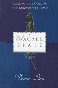 Sacred Space: Clearing and Enhancing the Energy of Your Home - ISBN: 9780345397690