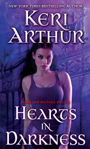 Hearts in Darkness: Nikki and Michael Book 2 - ISBN: 9780440246527