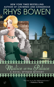 Malice at the Palace:  - ISBN: 9780425260449