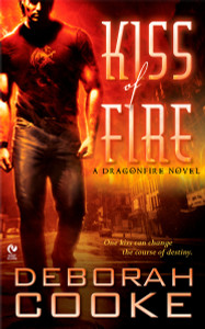Kiss of Fire: A Dragonfire Novel - ISBN: 9780451223272