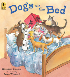 Dogs on the Bed:  - ISBN: 9780763667368