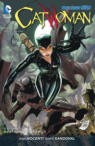 Catwoman Vol. 3: Death of the Family (The New 52) - ISBN: 9781401242725