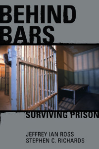 Behind Bars: Surviving Prison - ISBN: 9780028643519