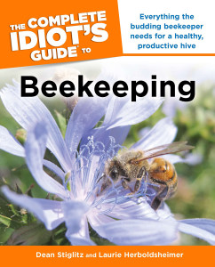 The Complete Idiot's Guide to Beekeeping:  - ISBN: 9781615640119