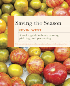 Saving the Season: A Cook's Guide to Home Canning, Pickling, and Preserving - ISBN: 9780307599483