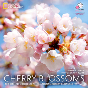 Cherry Blossoms: The Official Book of the National Cherry Blossom Festival - ISBN: 9781426209215