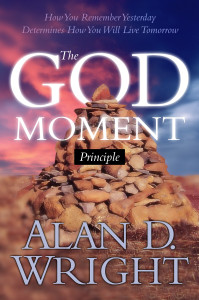 God Moments: Recognizing and Remembering God's Presence in Your Life - ISBN: 9781590528044