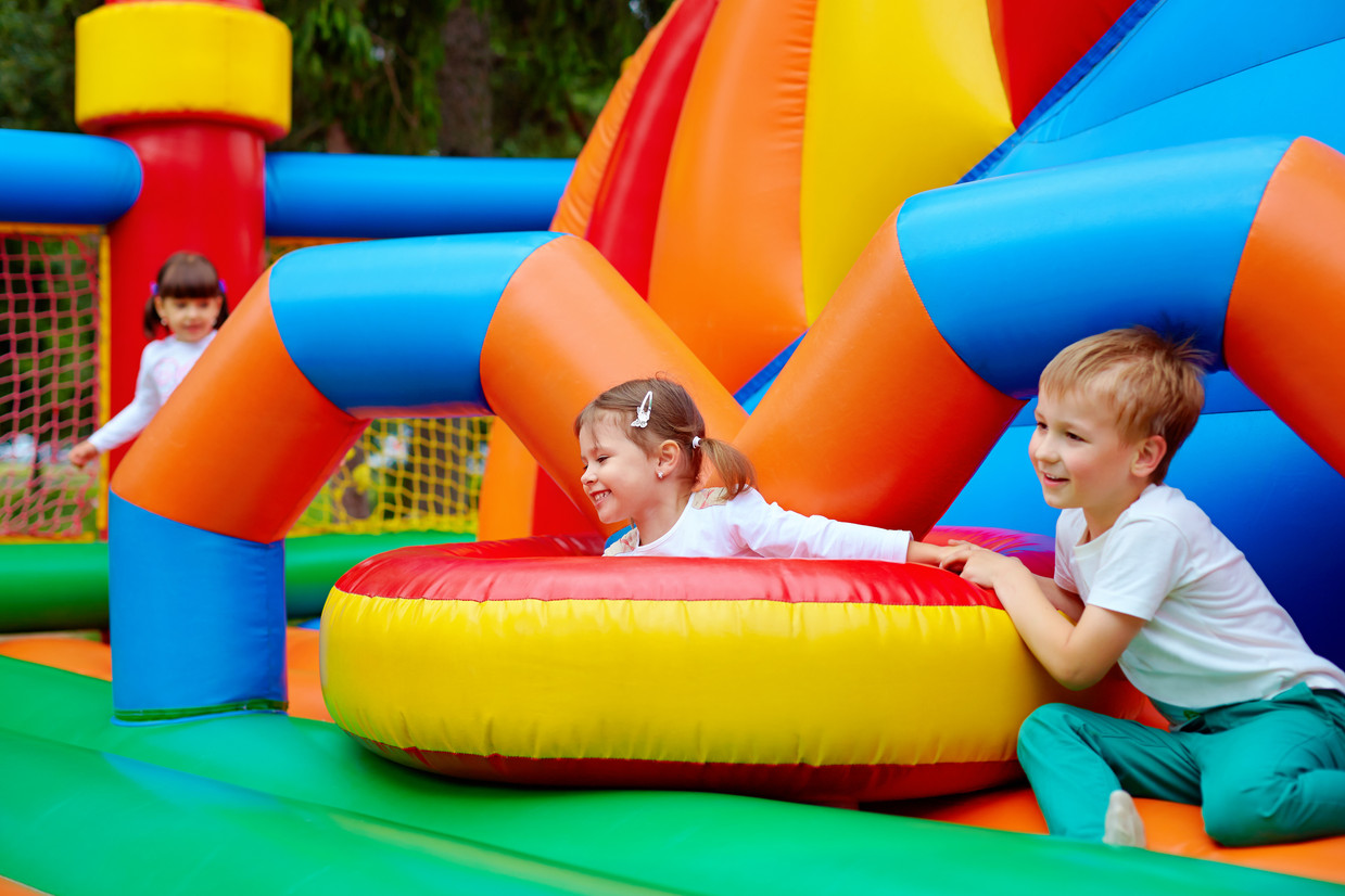 7 Safety Tips For Bounce Houses and Inflatables