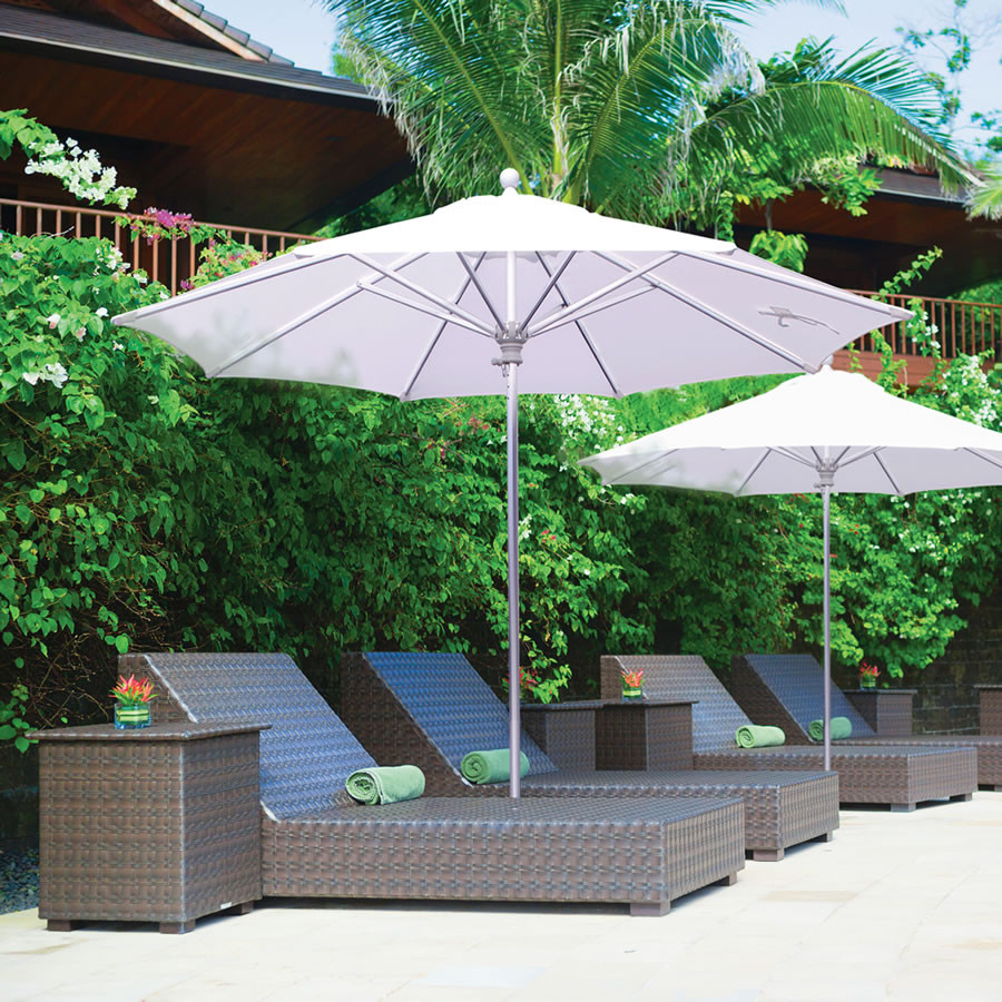 Galtech 9-ft. Aluminum Umbrella With Manual Lift, Model 732