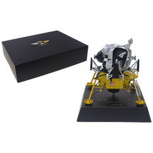 Executive Series Lunar Excursion Module 1:48 Model (3)