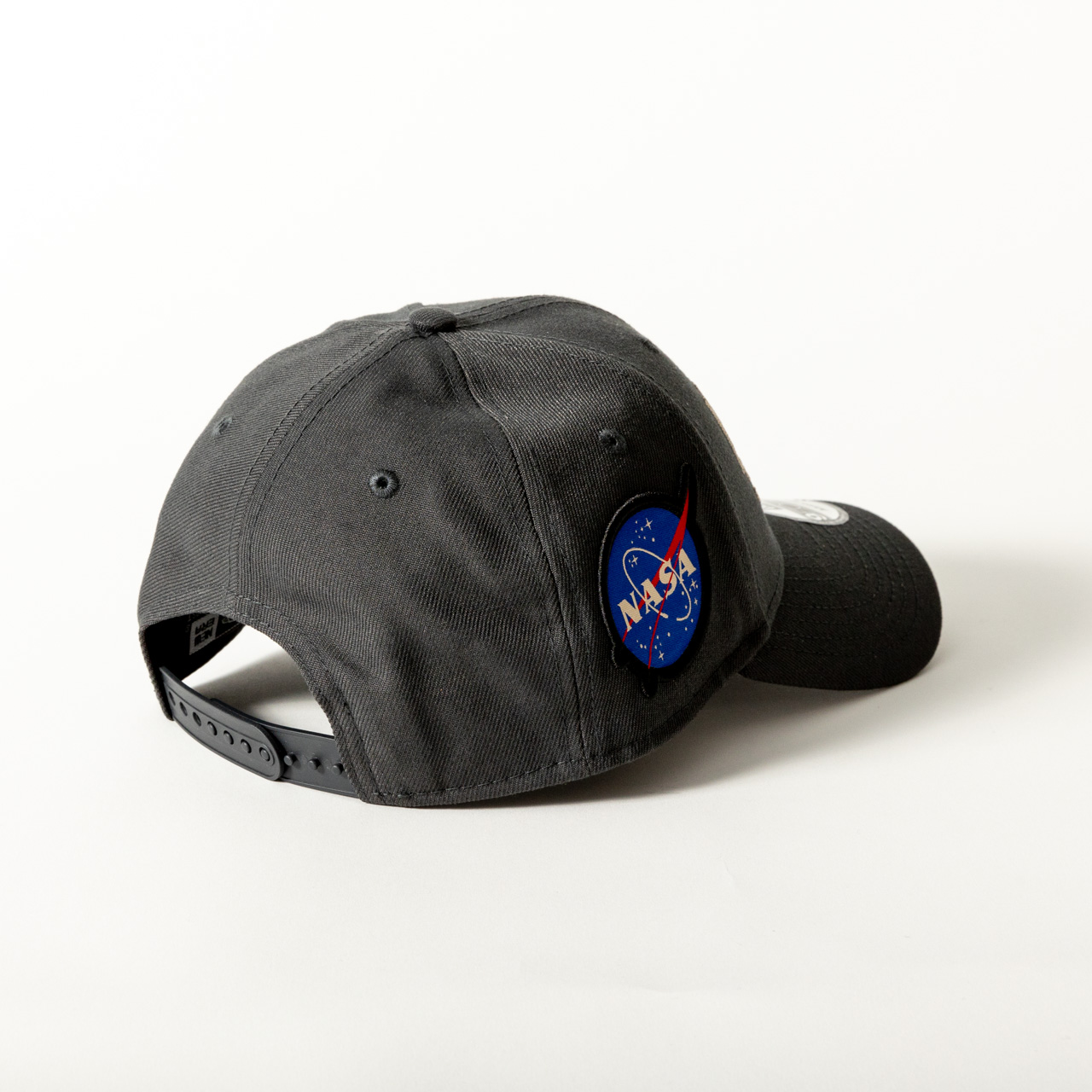 帽子 local space cap White Vintage-Inspired Snapback | Merch Cap | Local Space